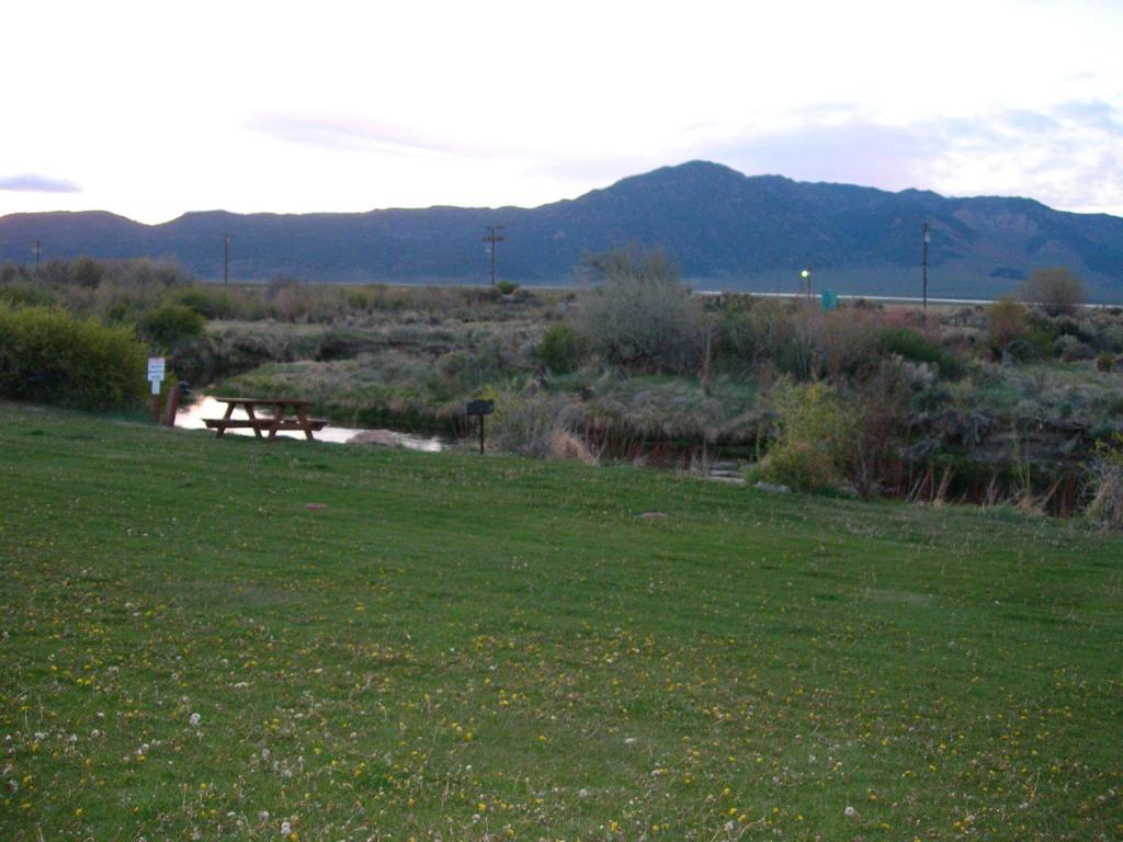 Walker River Lodge Bridgeport Exteriér fotografie